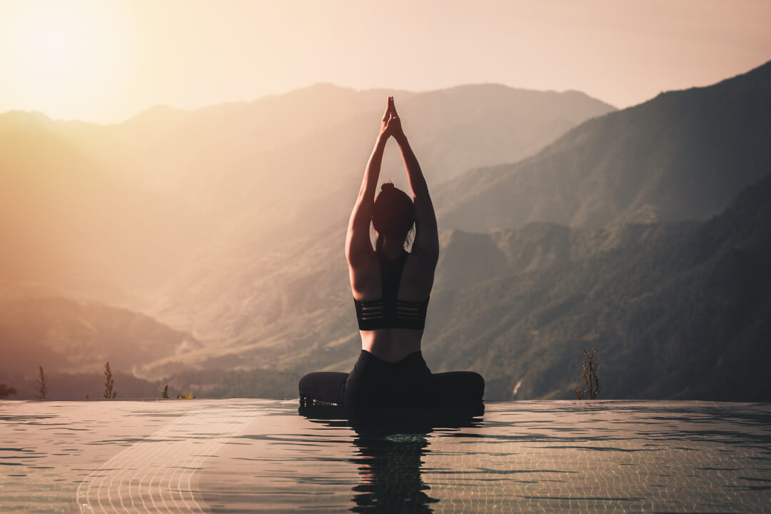 Yoga Tee Meditation