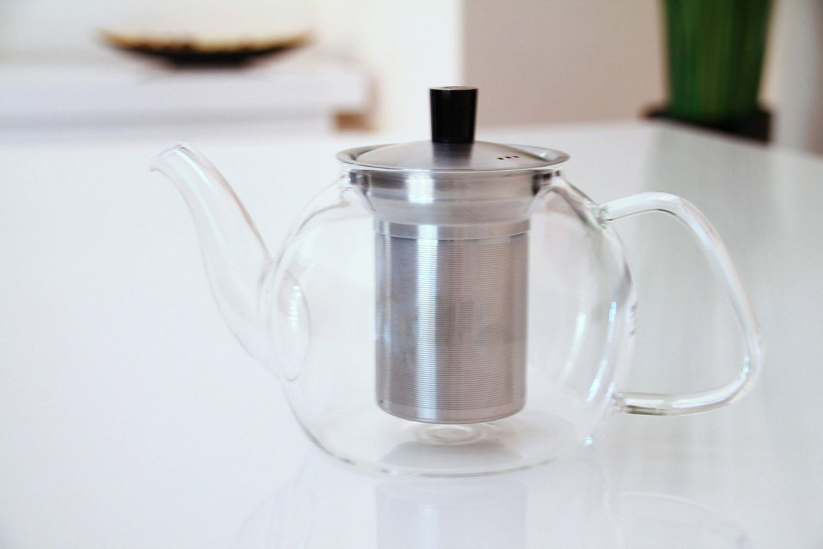Glas Teekanne mit Teesieb von Samadoyo